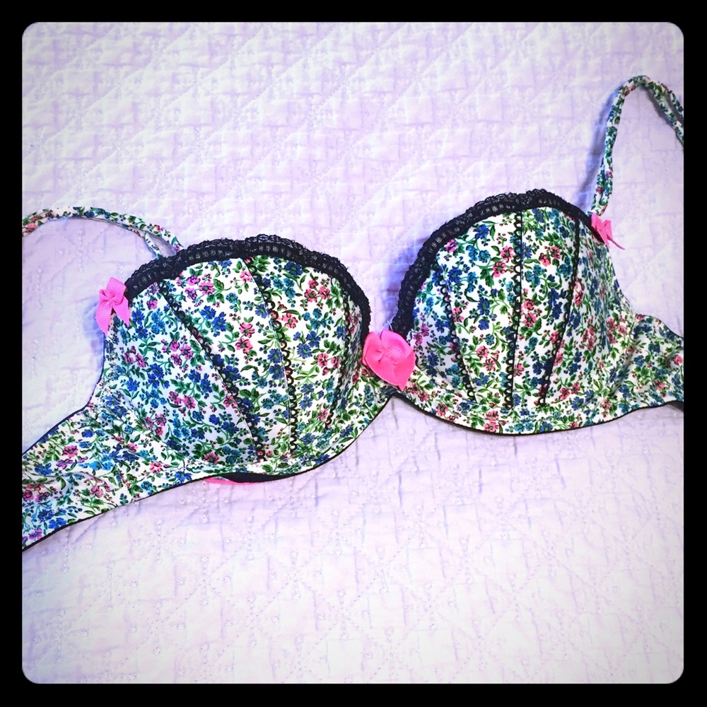 VS Corset Style Demi Bra